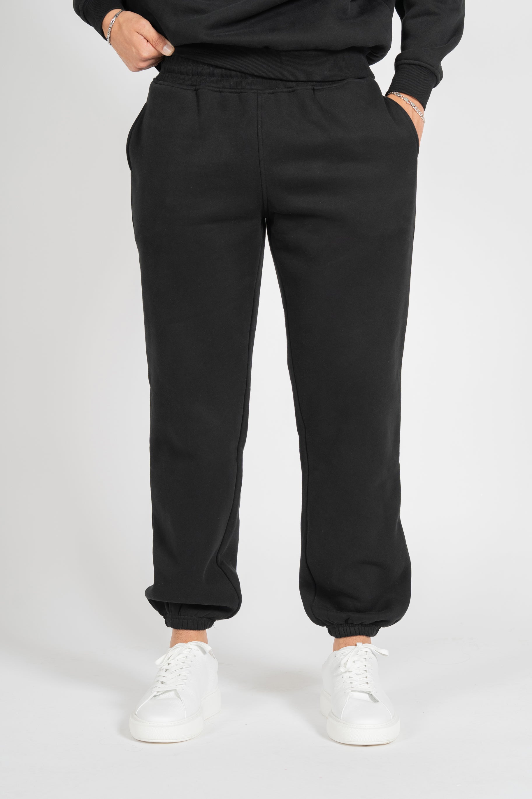 REST DAY MALE RECOVERY BLACK OVERSIZED JOGGERS - INFORM ACTIVE