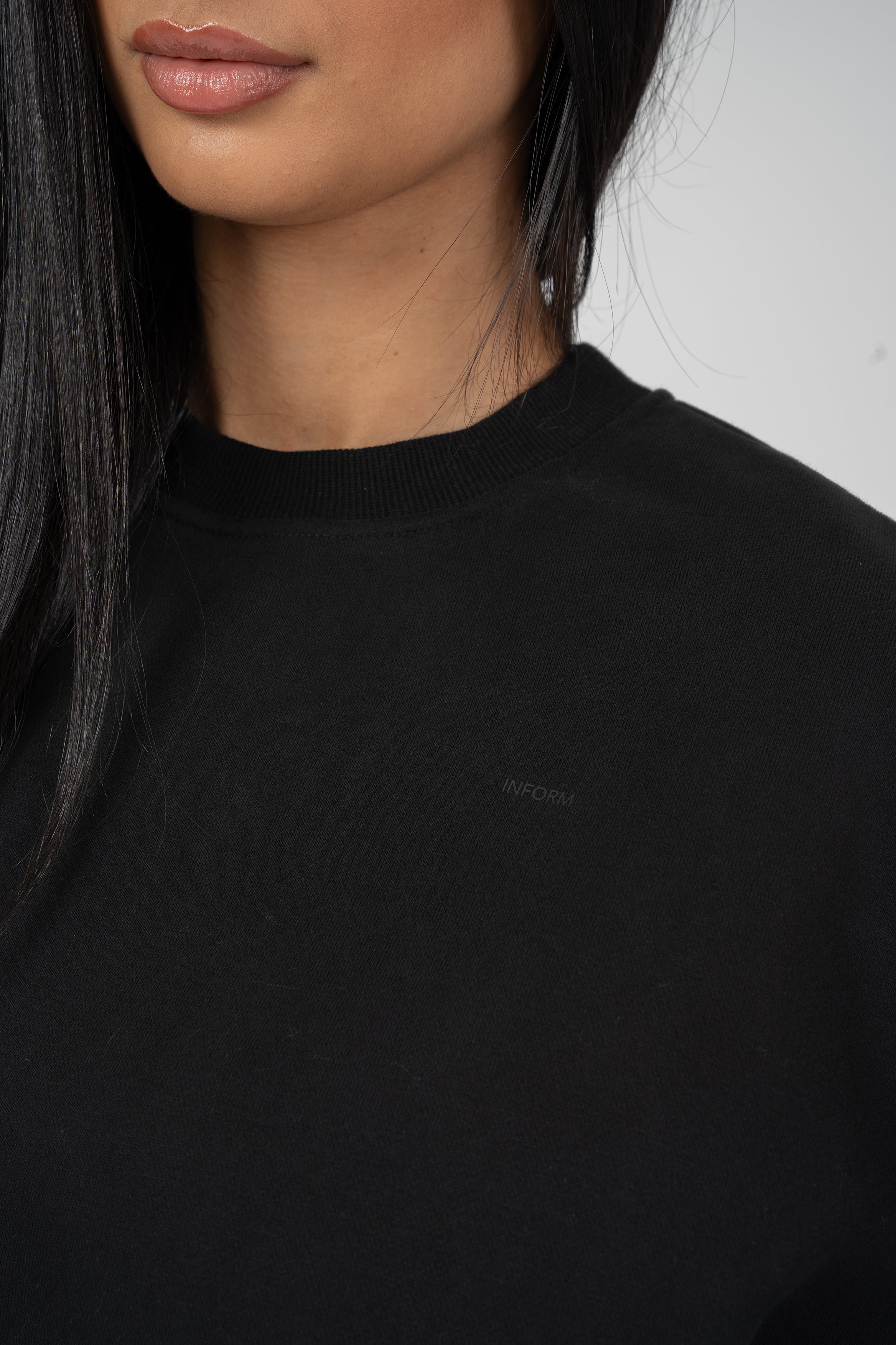 REST DAY FEMALE RECOVERY BLACK CREWNECK SWEATSHIRT - INFORM ACTIVE