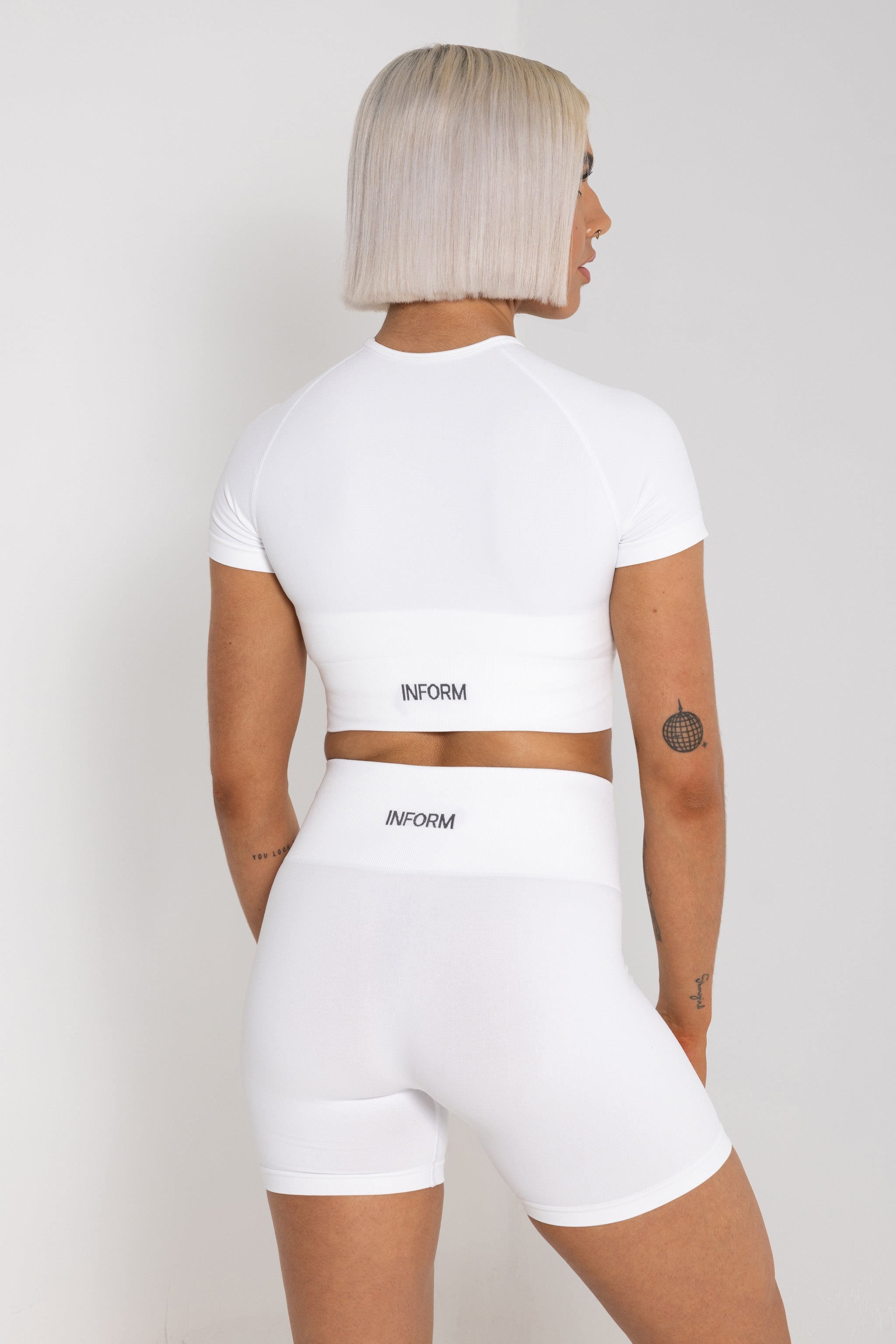 FEMALE REFORM WHITE WORKOUT GYM CROP TOP - INFORM ACTIVE