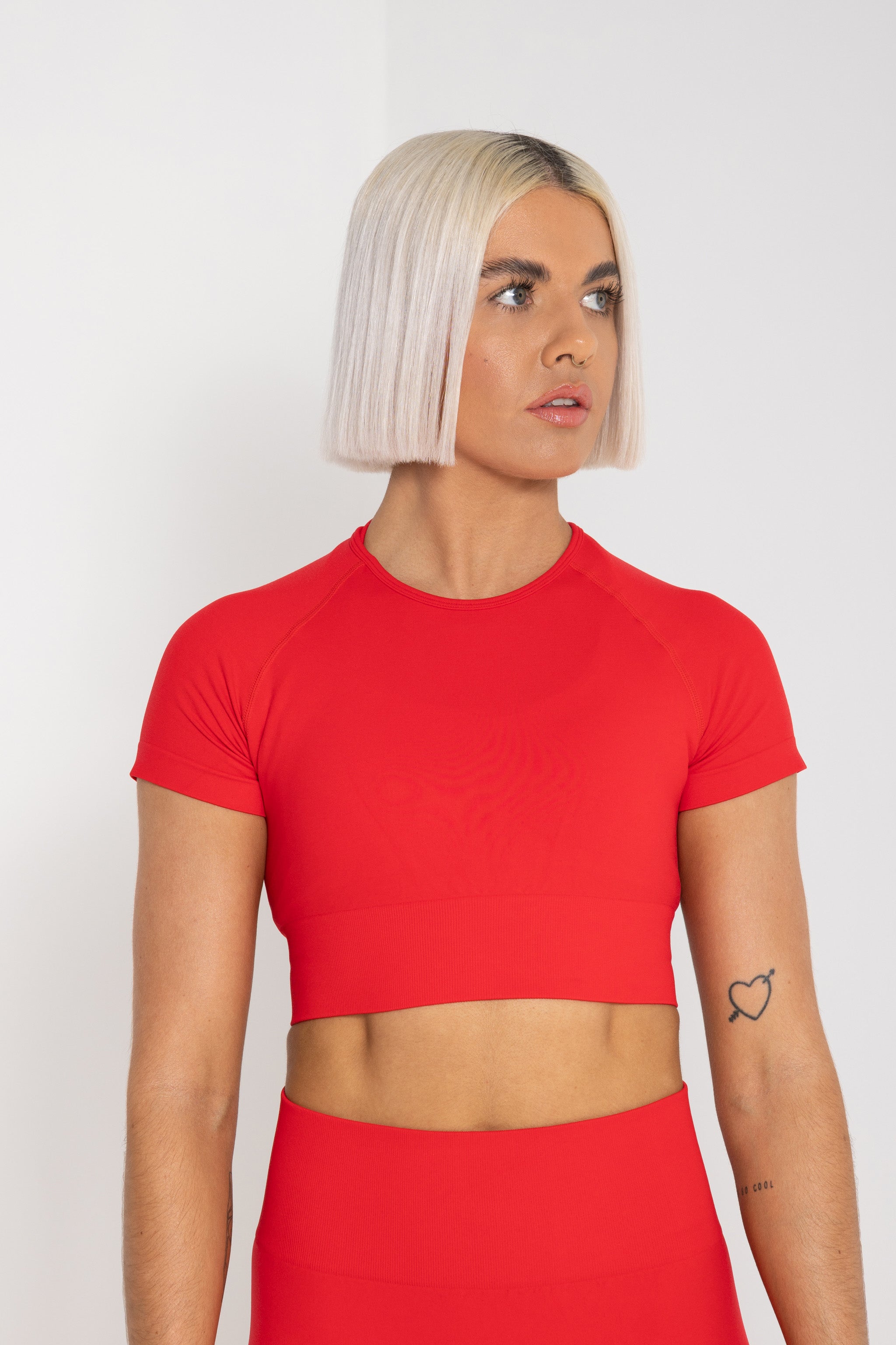 FEMALE REFORM RED WORKOUT GYM CROP TOP - INFORM ACTIVE