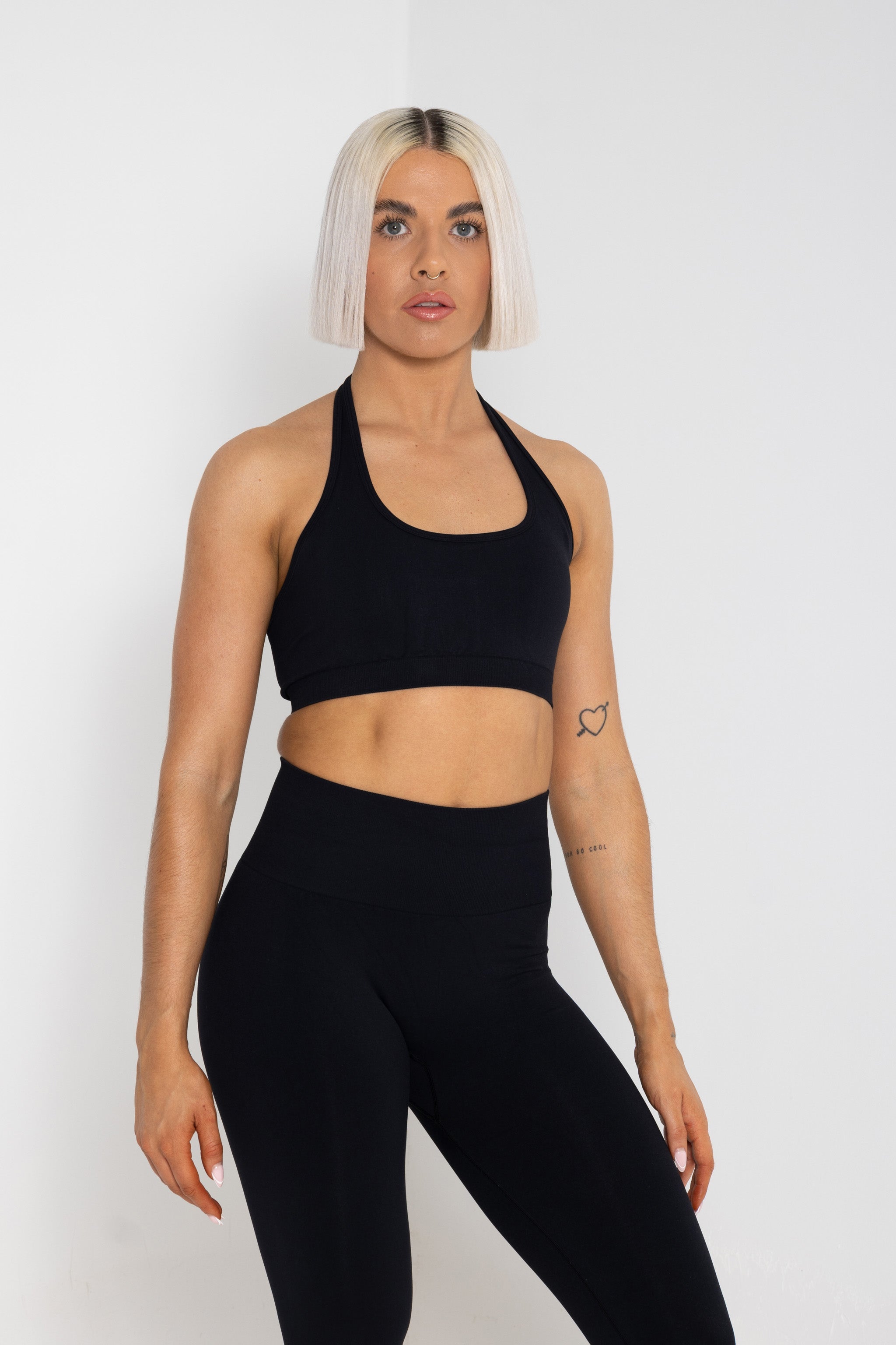 FEMALE REFORM BLACK WORKOUT GYM SPORTS BRA - INFORM ACTIVE