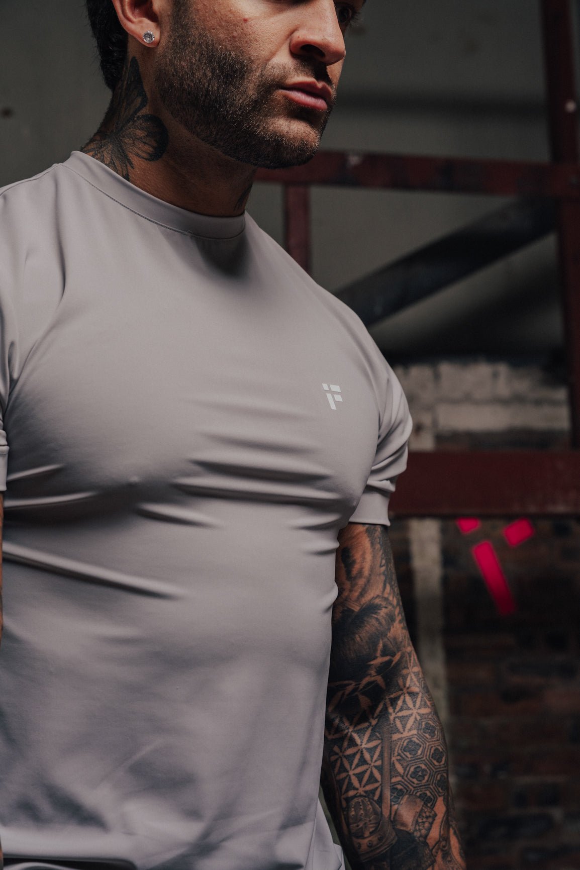 MALE TRANSFORM GREY TECHNICAL SHORT SLEEVE GYM WORKOUT TOP - INFORM ACTIVE