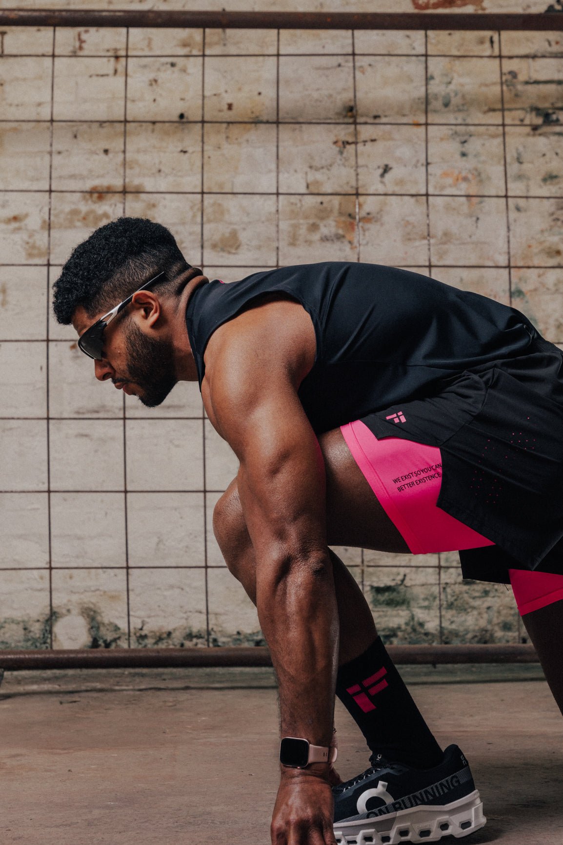 MALE TRANSFORM BLACK AND PINK TECHNICAL COMPRESSION TRAINING GYM SHORTS - INFORM ACTIVE