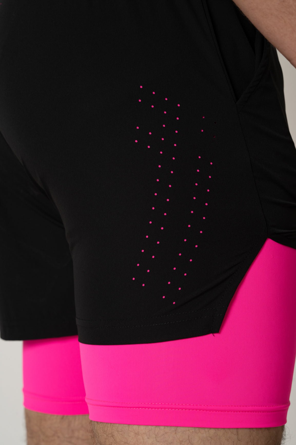 MALE TRANSFORM BLACK AND PINK TECHNICAL COMPRESSION TRAINING GYM SHORTS - INFORM ACTIVE