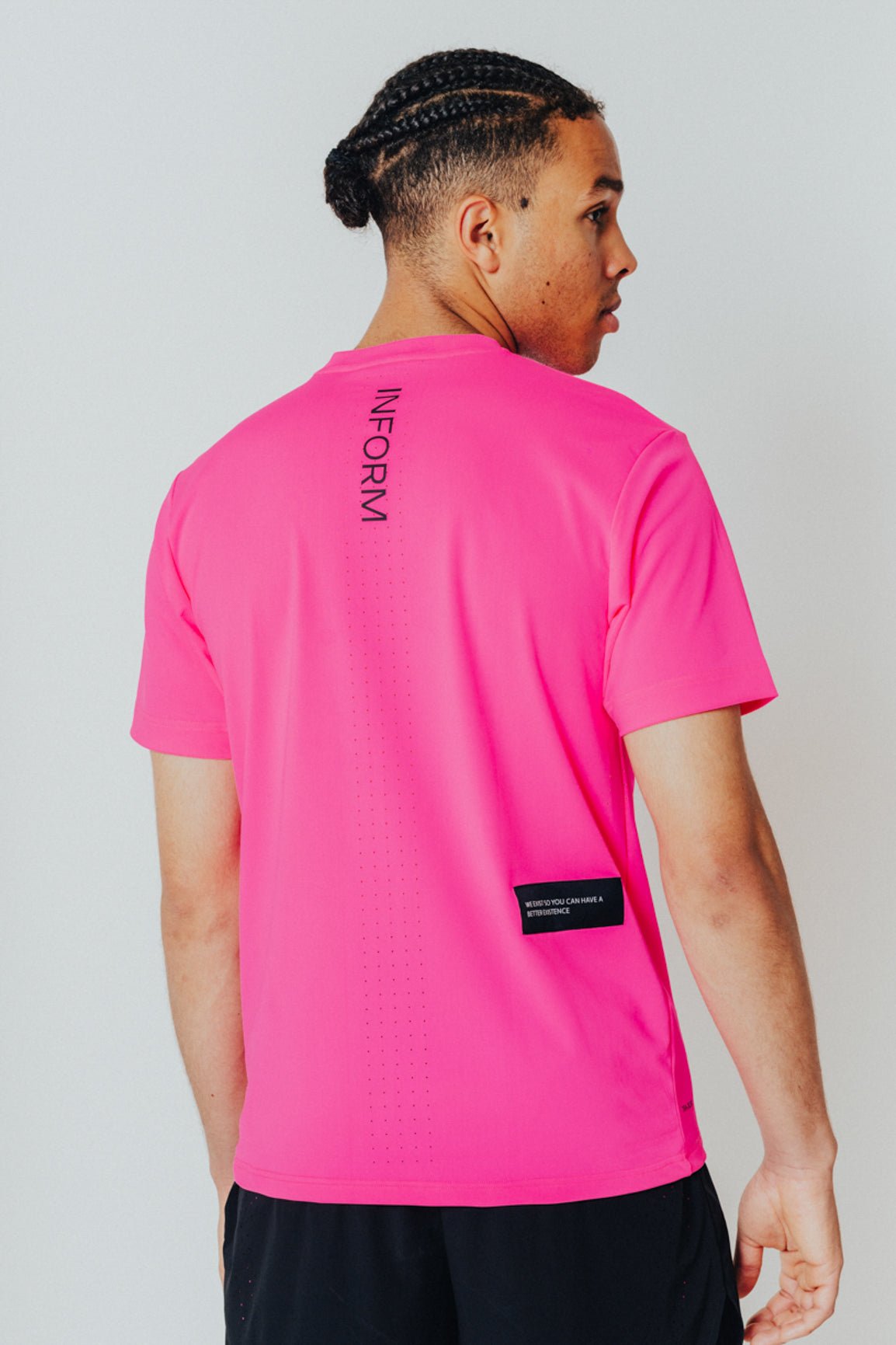 MALE TRANSFORM PINK AND BLACK TECHNICAL SHORT SLEEVE GYM WORKOUT TOP - INFORM ACTIVE